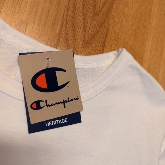 Champion T-Shirt Mens Small Heritage Embroidered Logo White Crewneck - Picture 4 of 5